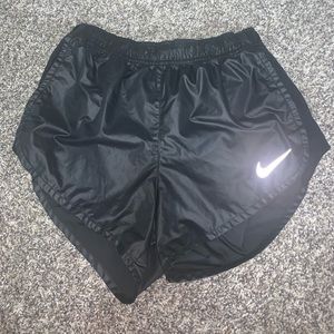 Black running shorts🌚